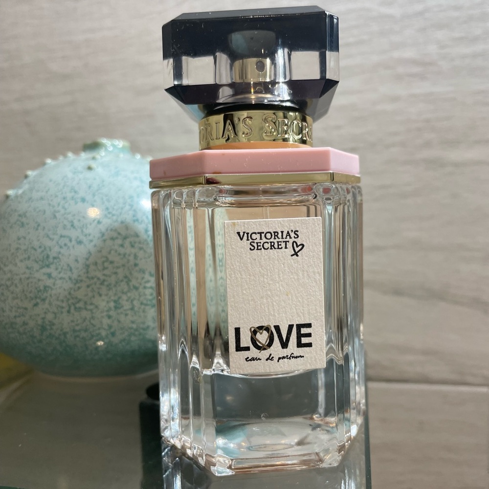 Victoria’s Secret Love Parfum 1.7oz